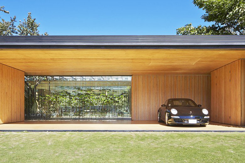 Beautiful Modern Home in Costa Rica by Joan Puigcorbé