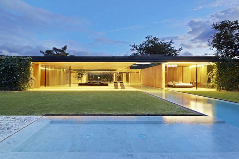 Beautiful Modern Home in Costa Rica by Joan Puigcorbé