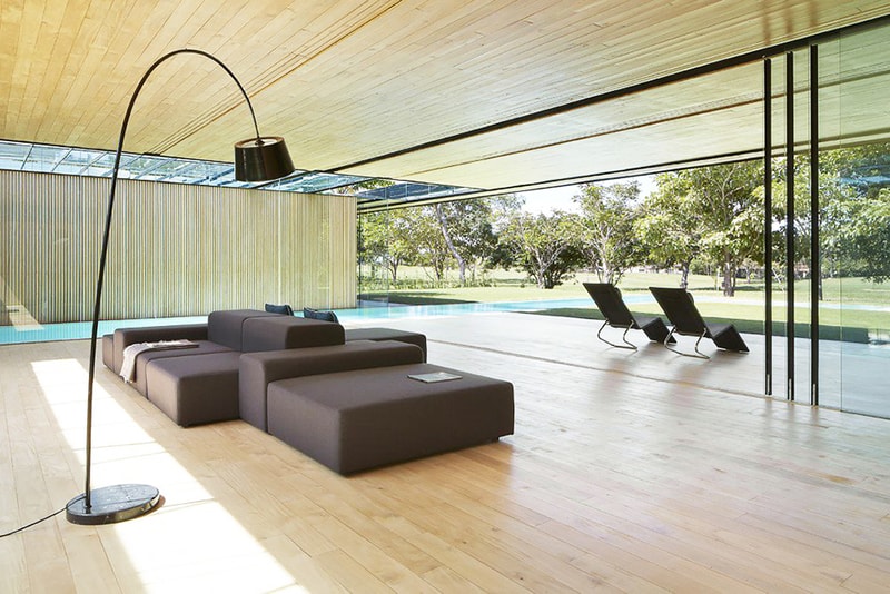 Beautiful Modern Home in Costa Rica by Joan Puigcorbé