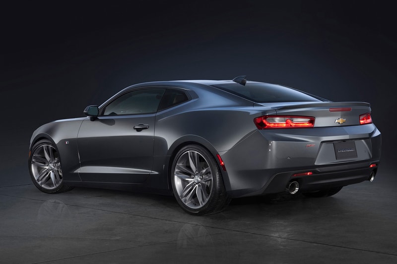 Chevrolet Reveals the Slimmed Down 2016 Camaro