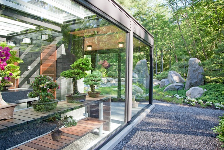 Flavin Architects Present: "Glass House In The Garden"