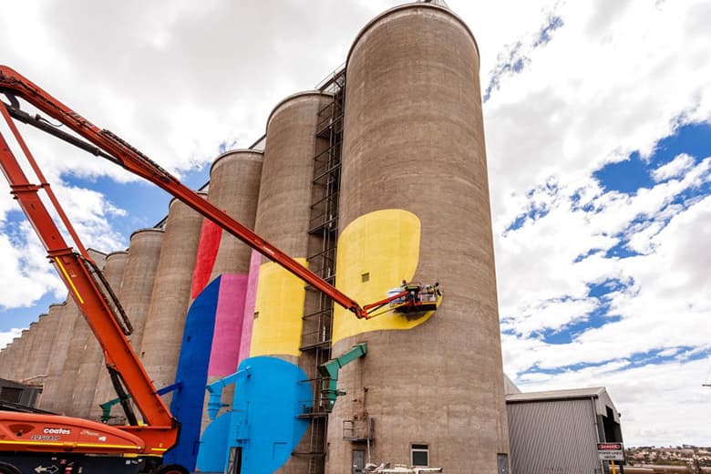 HENSE Giant Mural on Grain Silos in Western Australia