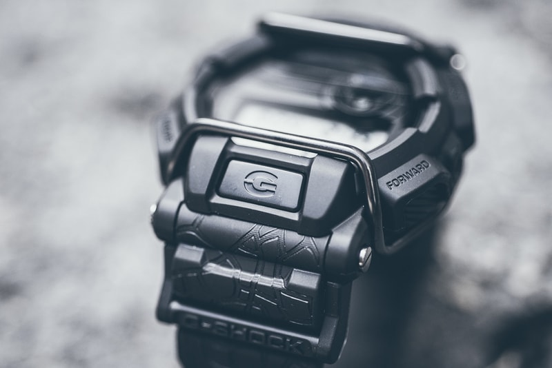 HUF x G-Shock GD400HUF-1 "Cracked Concrete"