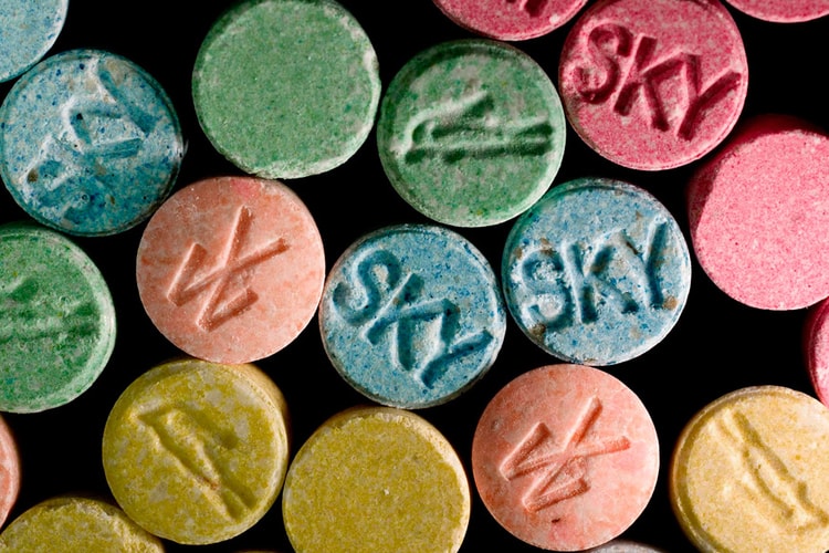 Infographic Marks Festivals According to Their Drug Consumption