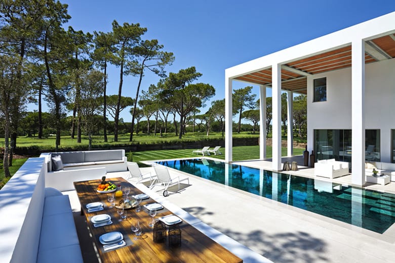 San Lorenzo North House by de Blacam and Meagher Architects