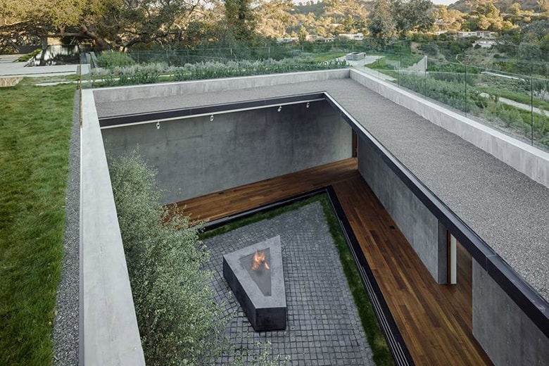 The Luxurious Oak Pass Home by Walker Workshop