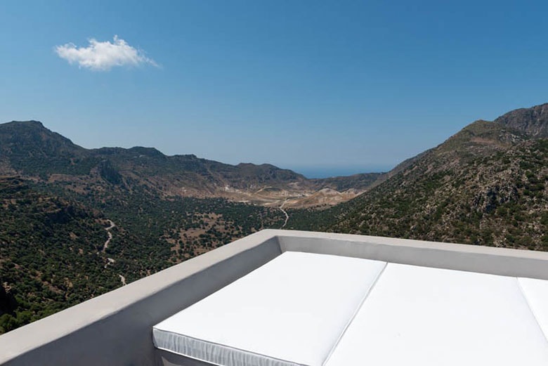 This 17th-Century Home in Greece Was Updated With Beautiful Contemporary Renovations