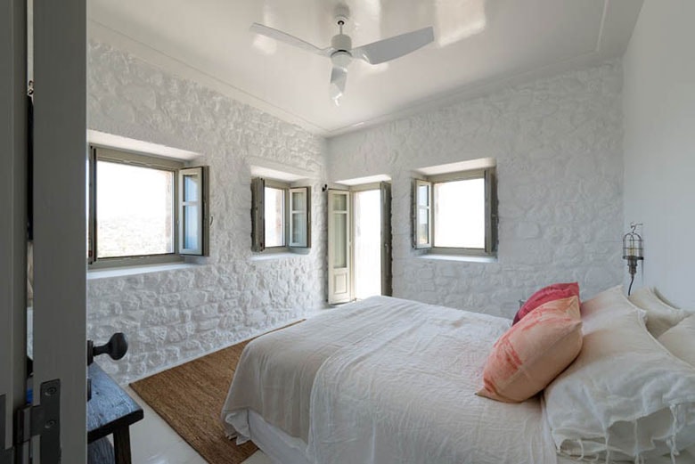 This 17th-Century Home in Greece Was Updated With Beautiful Contemporary Renovations