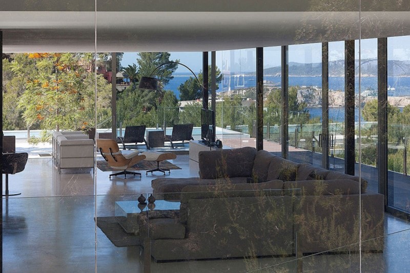 Breathtaking Transparent Architecture in Baleares, Spain