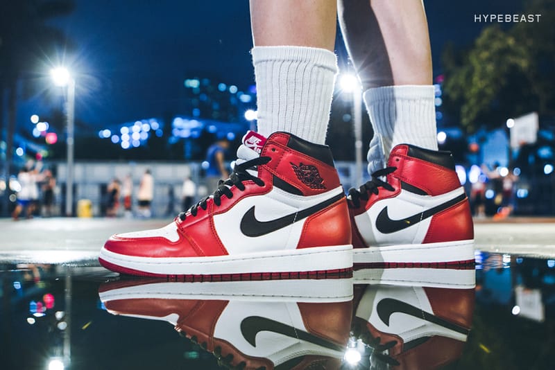 jordan 1 chicago on feet