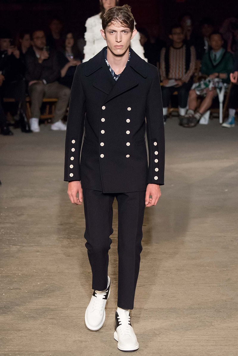 Alexander McQueen 2016 Spring/Summer Menswear Collection