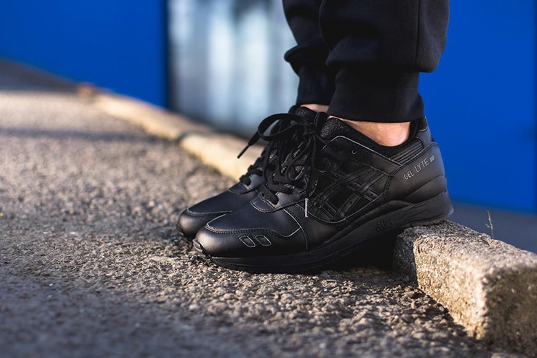 ASICS GEL-Lyte III "White" and "Black"