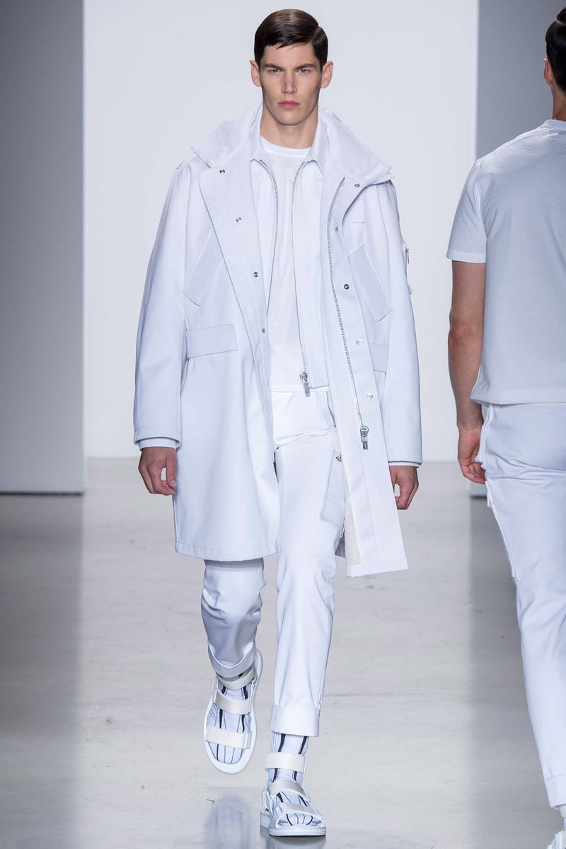 Calvin Klein Collection 2016 Spring/Summer Collection