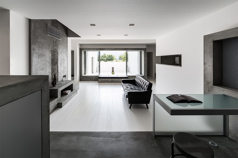 Courtyard House by Kouichi Kimura Architects