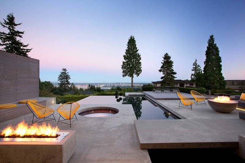 Groveland House by Mcleod Bovell