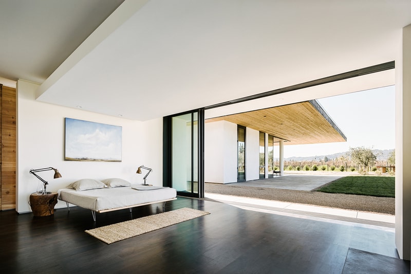 House Set on the Valley Floor by Jørgensen Design