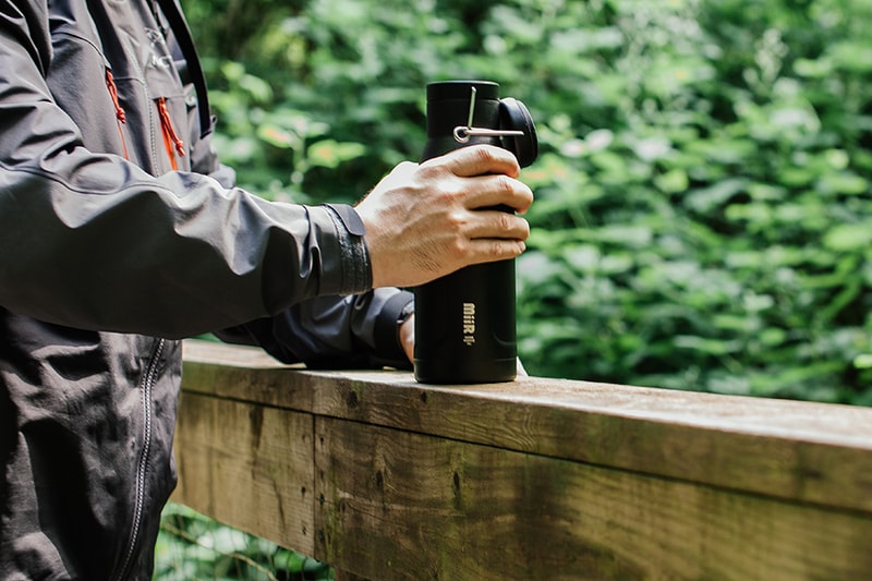 {illustrated example X MiiR "Growler and Howler" Flask Set