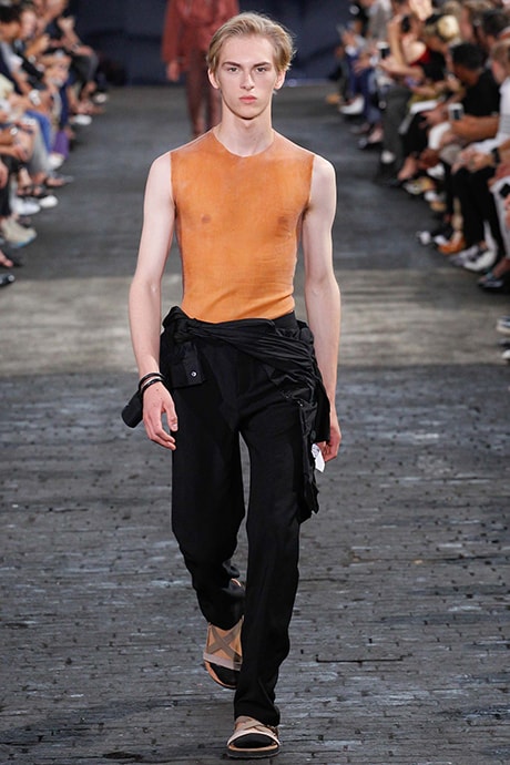 Maison Margiela 2016 Spring/Summer Fashion Collection