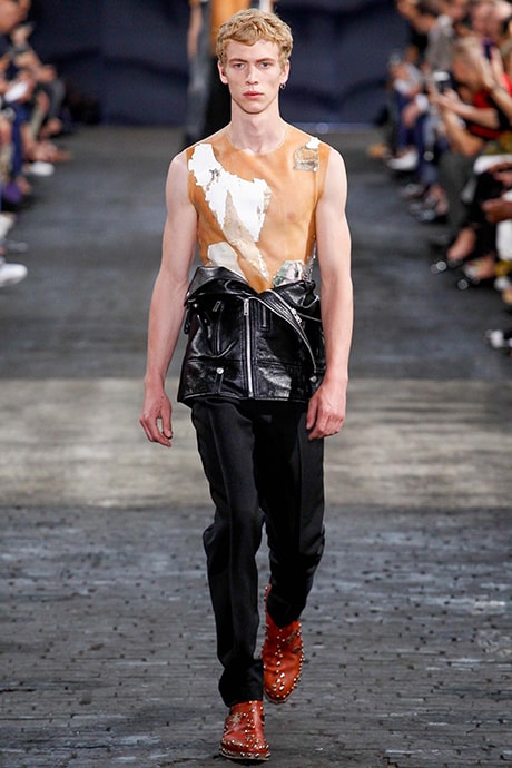 Maison Margiela 2016 Spring/Summer Fashion Collection