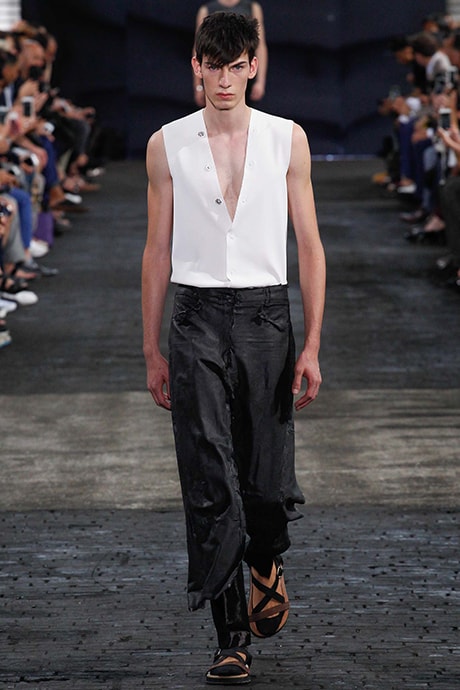 Maison Margiela 2016 Spring/Summer Fashion Collection
