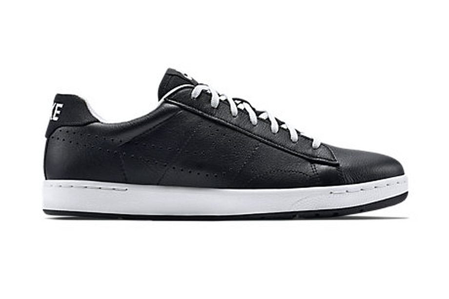 nike leather classic ultra sneakers