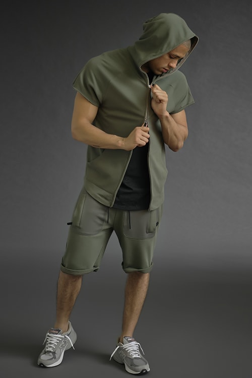 Jay Z's Roc Nation Unveils Apparel Line 