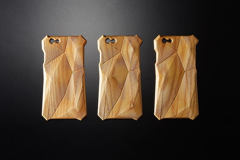 +Simplism "Hibiki" iPhone 6 Case Improves Sound Quality