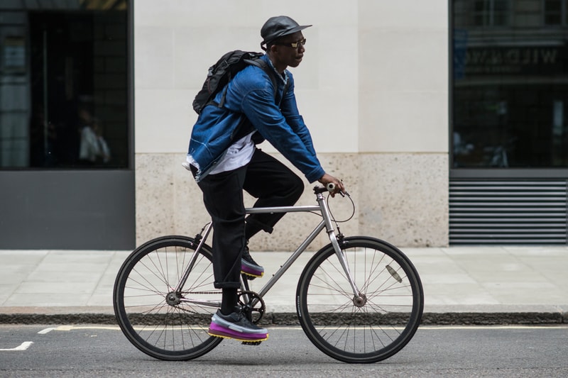 A Selection of the Best Street Style Streetsnaps from London Collections: Men 2016 Spring/Summer Day 2