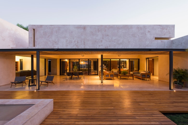 The Casa GD by Reyes Rios + Larrain Architects