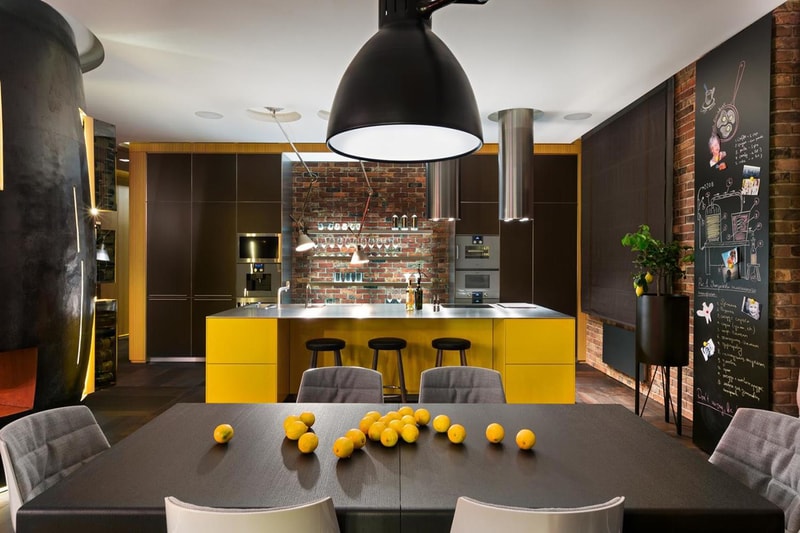 This Designer Home Disguises Its Central Column as a Fireplace