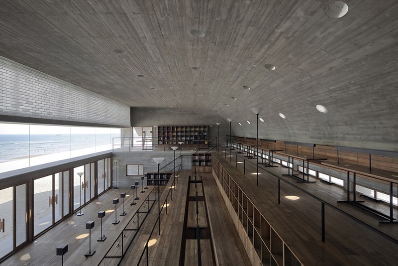 Vector Architects Design a Seashore Library
