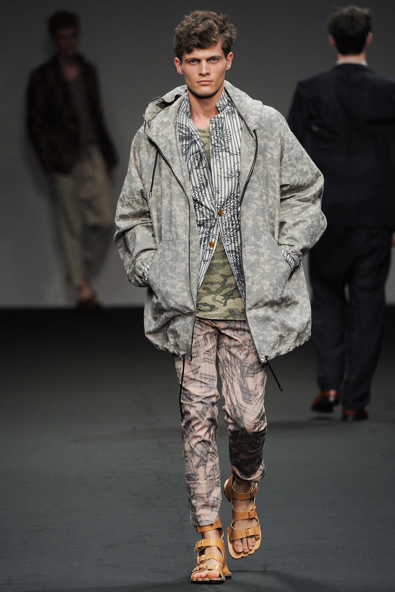 Vivienne Westwood 2016 Spring/Summer Collection
