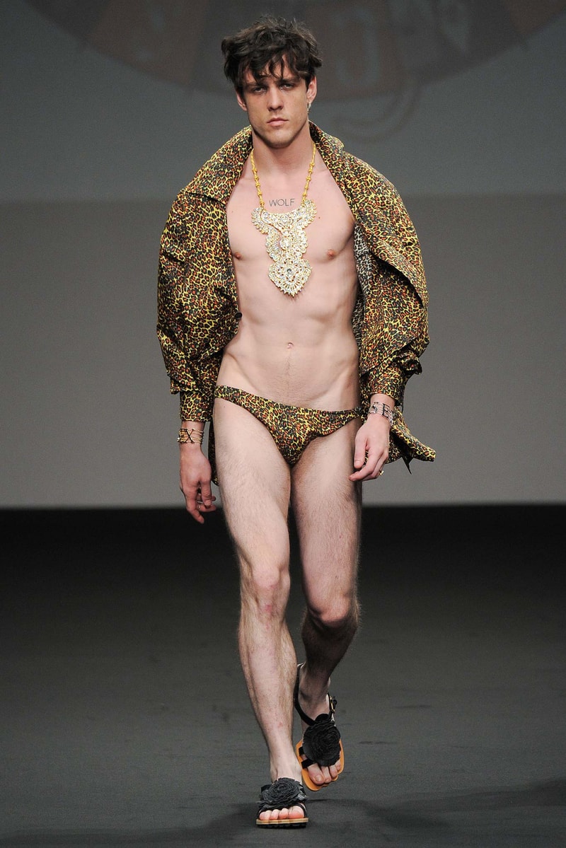 Vivienne Westwood 2016 Spring/Summer Collection
