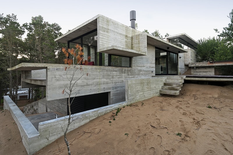 Wein Home by Besonias Almeida Architects