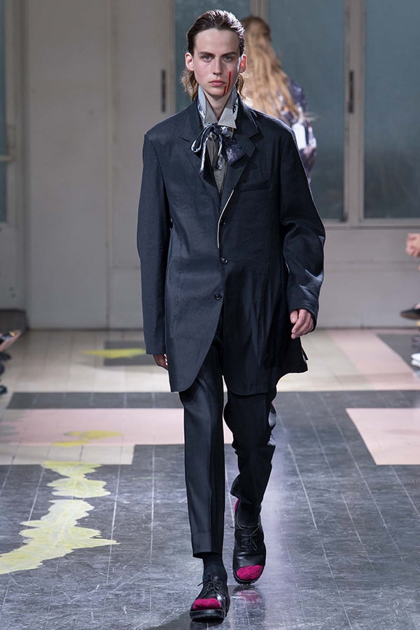 Yohji Yamamoto 2016 Spring Collection