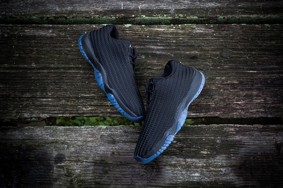 Jordan future black low Clearance