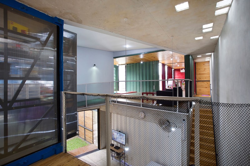 Atelier Riri Creates Home out of Shipping Containers