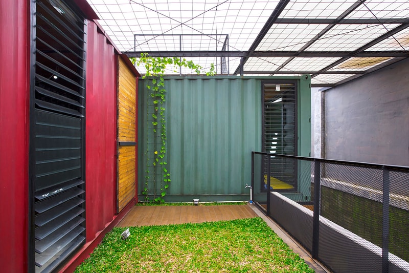 Atelier Riri Creates Home out of Shipping Containers