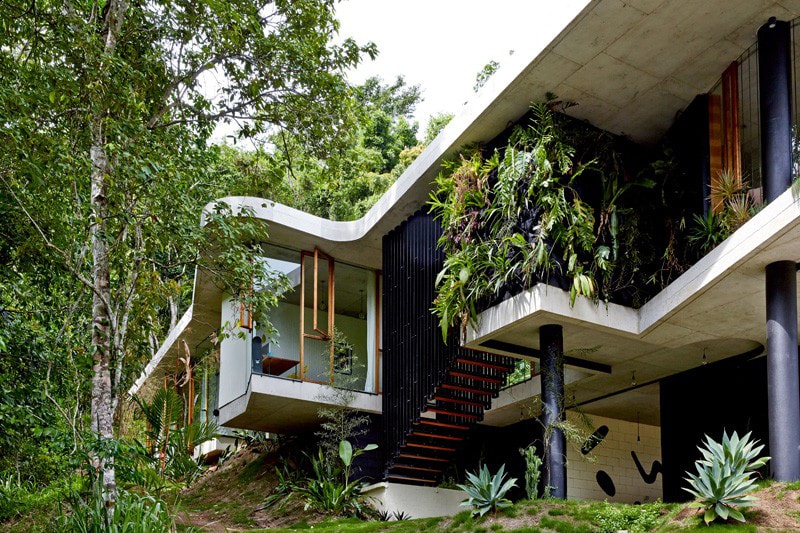Husband and Wife Design Team Create Amazing Tropical Home 