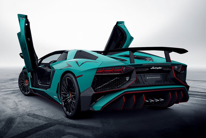 Lamborghini Aventador LP750-4 SuperVeloce Roadster