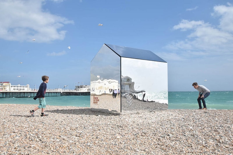Mirrored Beach Hut by ECE Architecture