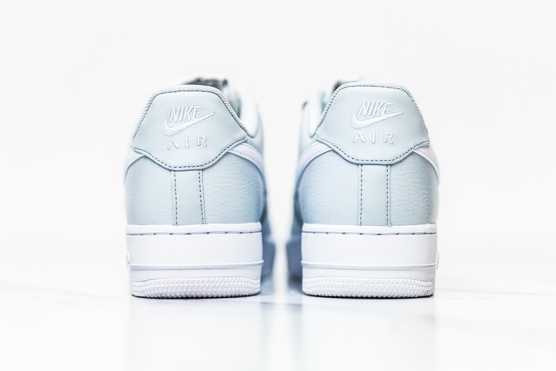 Nike Air Force 1 '07 "Pure Platinum"