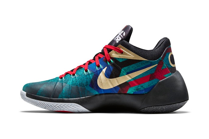 Nike Hyperdunk 2015 Low Limited "Beijing" Sneaker