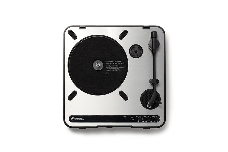 the POOL aoyama x ION Audio Portable Turntable