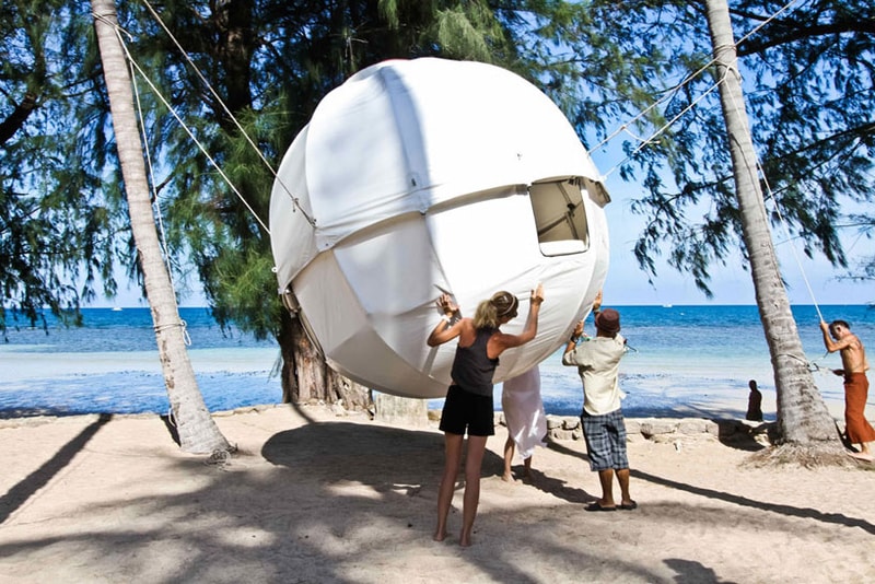 This Spherical Cocoon Can Be Hung Anywhere