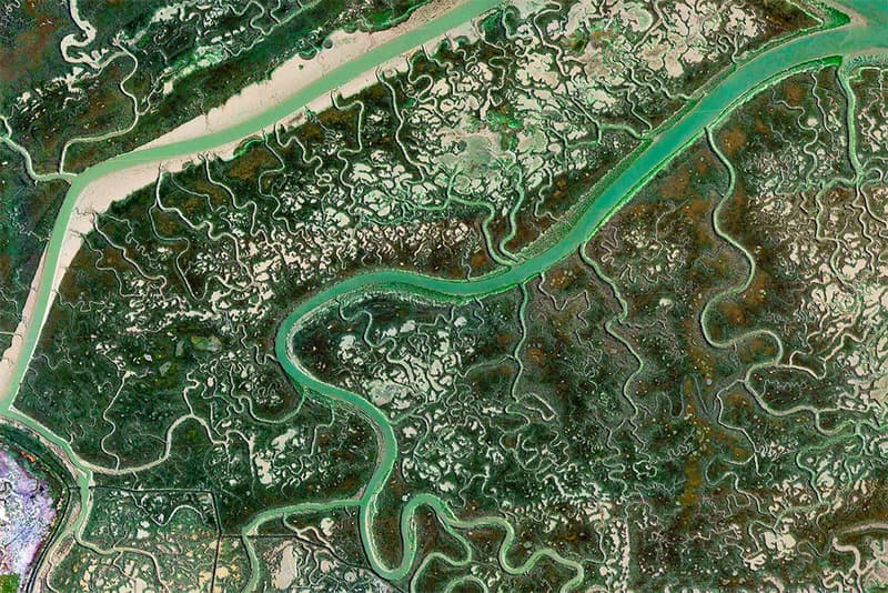 Earth View: A Curated Collection of Google Earth's Best Satellite Photography