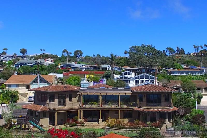 Follow San Diego Chargers Star Corey Liuget as He Shops for His Future Mansion