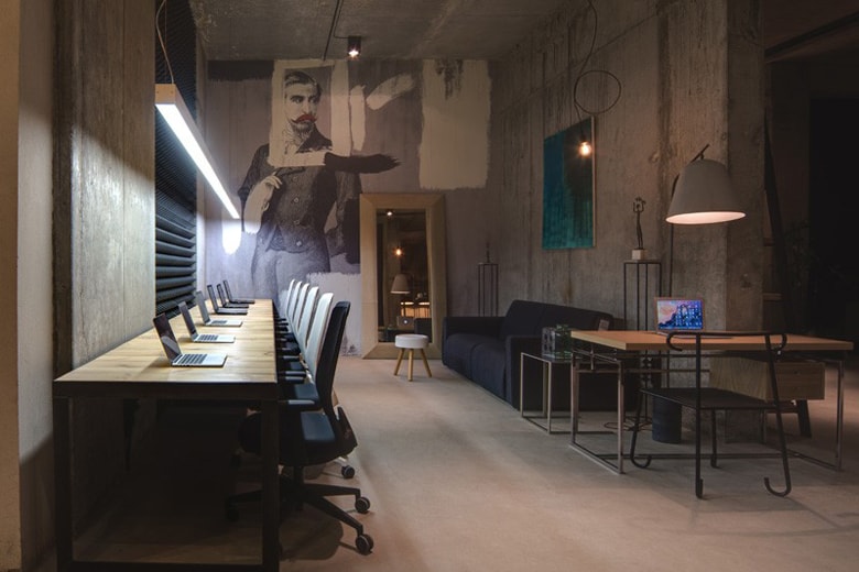 Inside the DIZZAAP Headquarters by Sergey Makhno Architectural Workshop