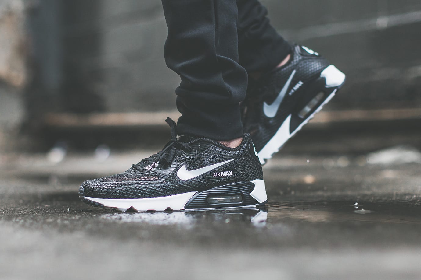 what to wear with black air max 90