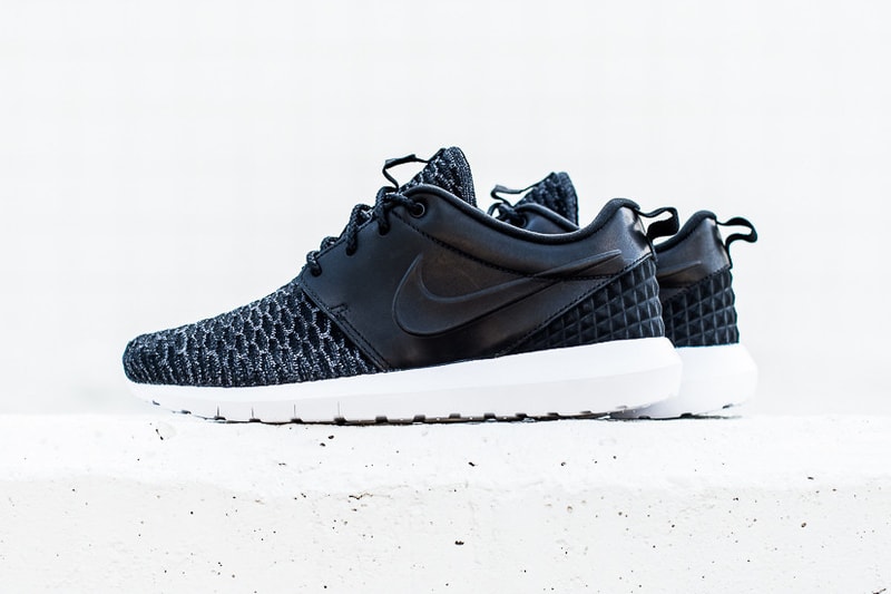 Nike Roshe NM Flyknit Premium Black/Black Sneaker
